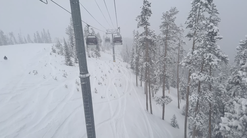 winter_park_gondola_and_cabriolet.mp4