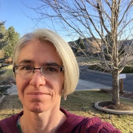 Mom selfie with smooth haircut