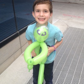 Balloon alien