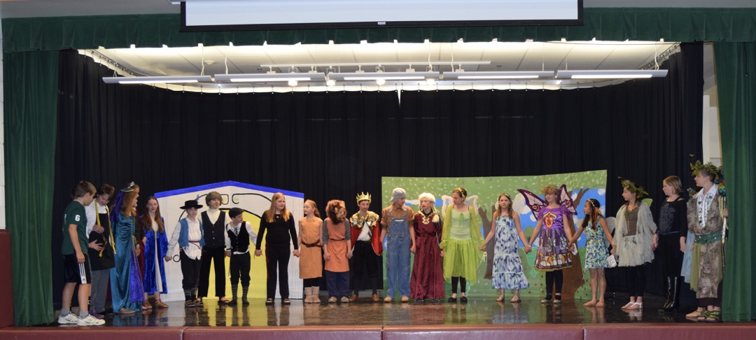 The cast takes a bow