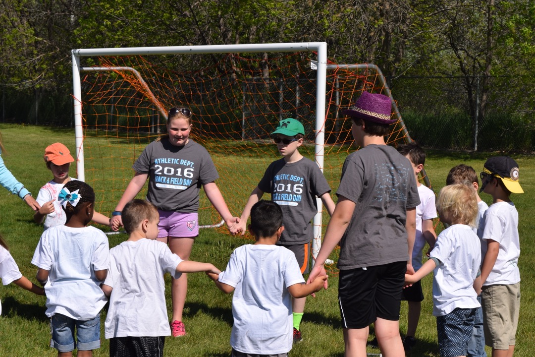 5th graders are in charge of the field day activities