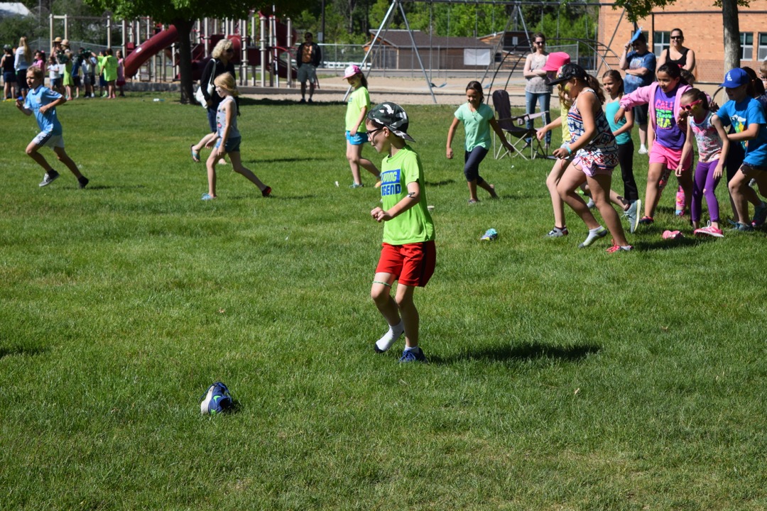 3rd grade shoe toss