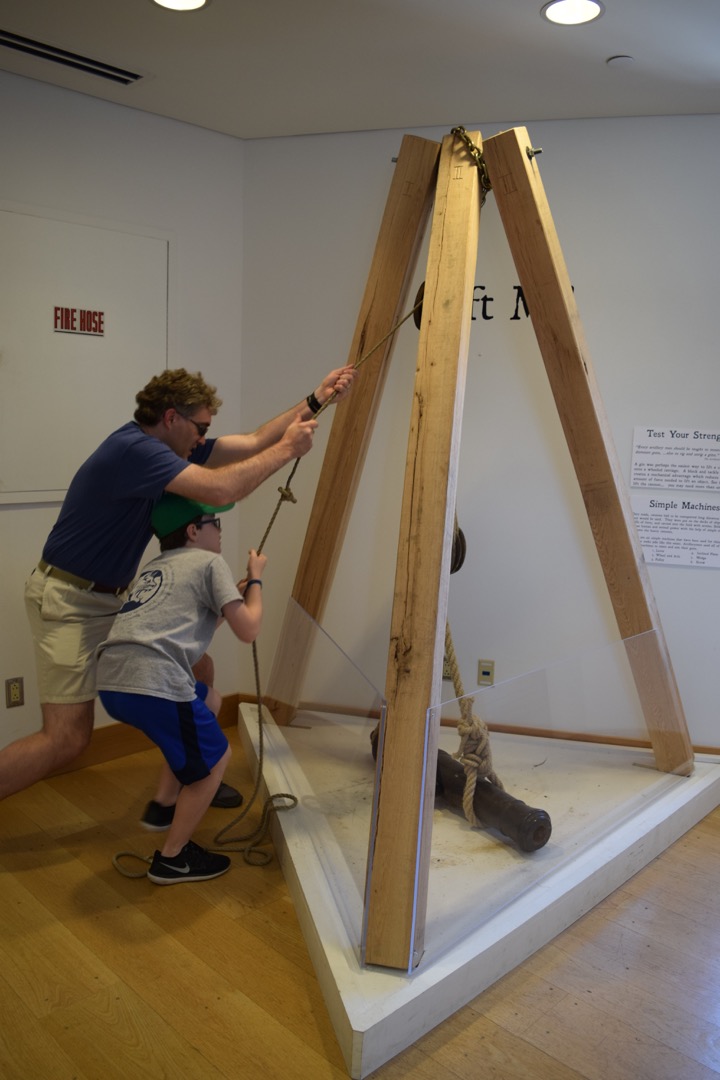Lifting a small cannon
