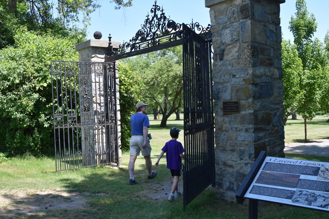 Entering the King's Garden