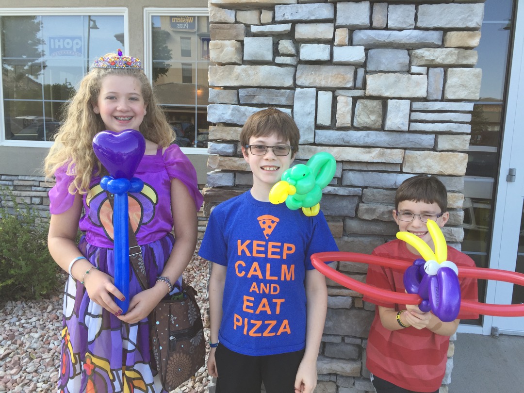 Bonus balloons at IHOP with Sophie