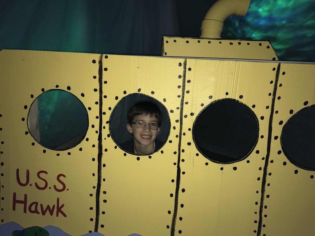 Ted in the undersea adventure of Hawk Air Oceans