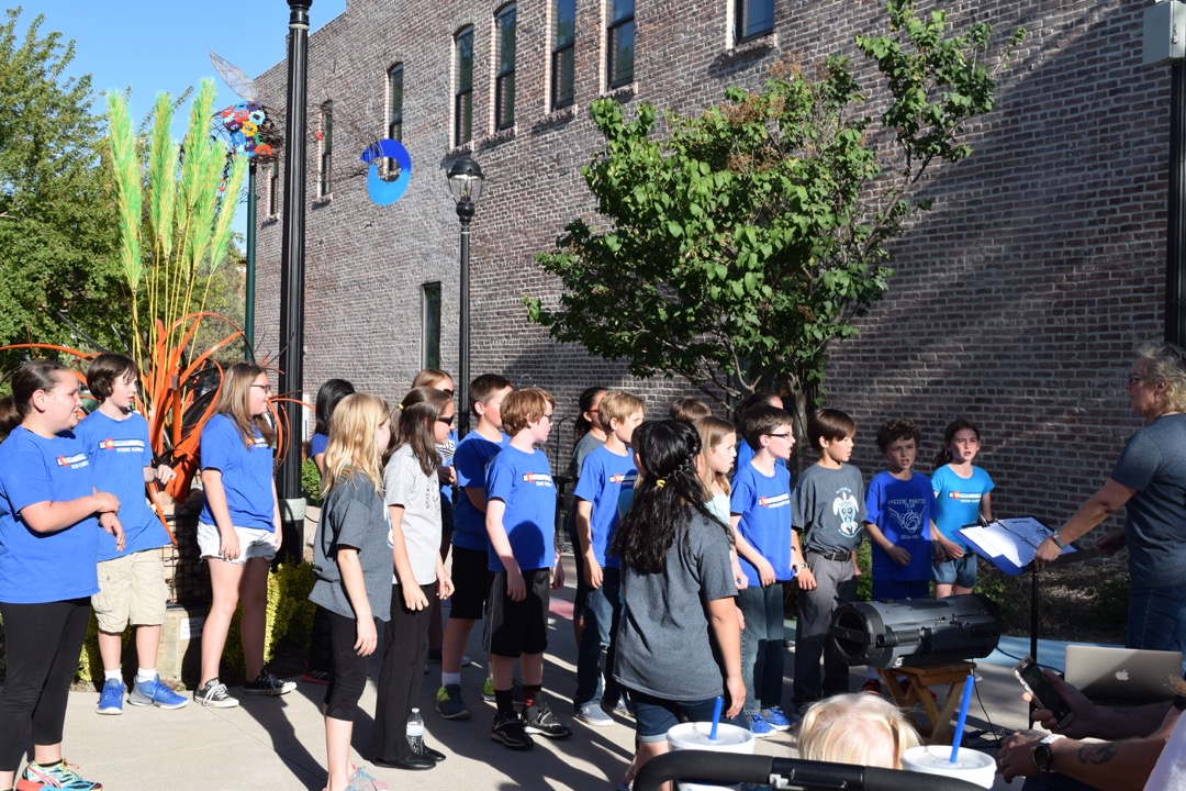 Hygiene Choir sings in downtown Longmont