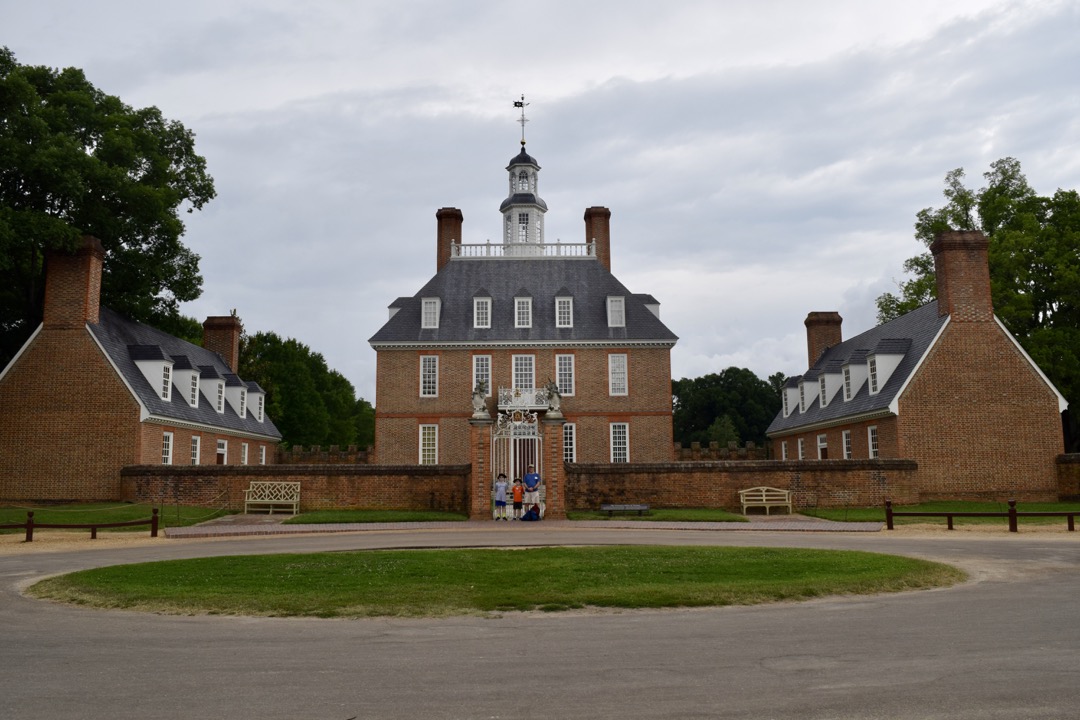 One more shot of the Governor's Palace on the way out