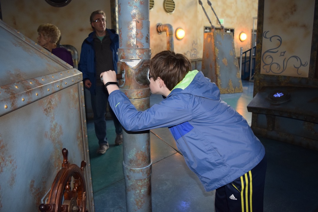 Up, periscope