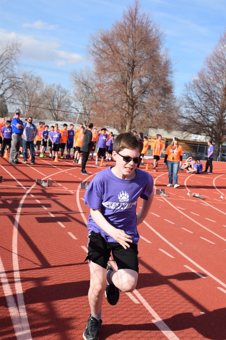Out of the blocks for the 100 M