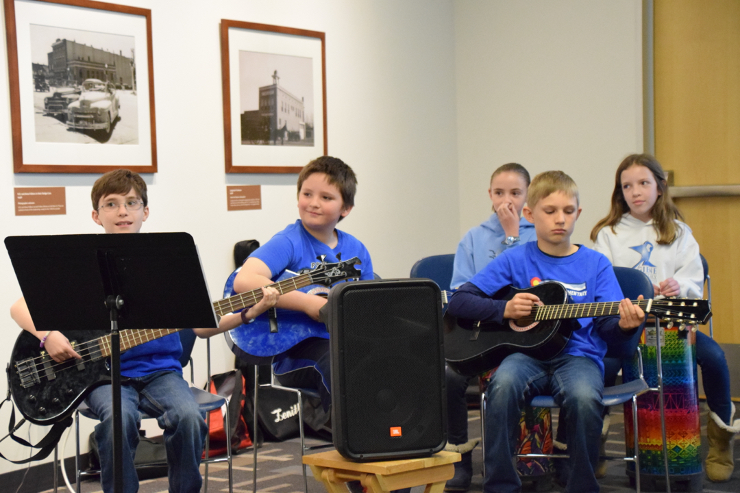 Acoustic Trouble Clefs