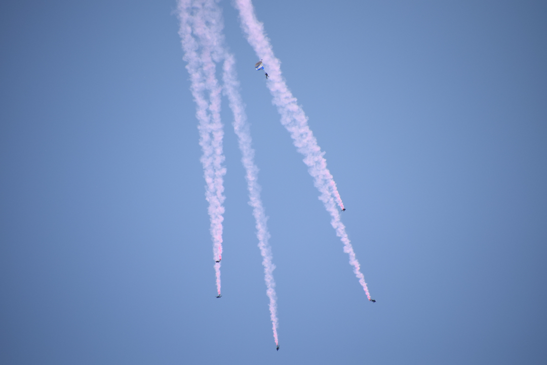 Smoke trails