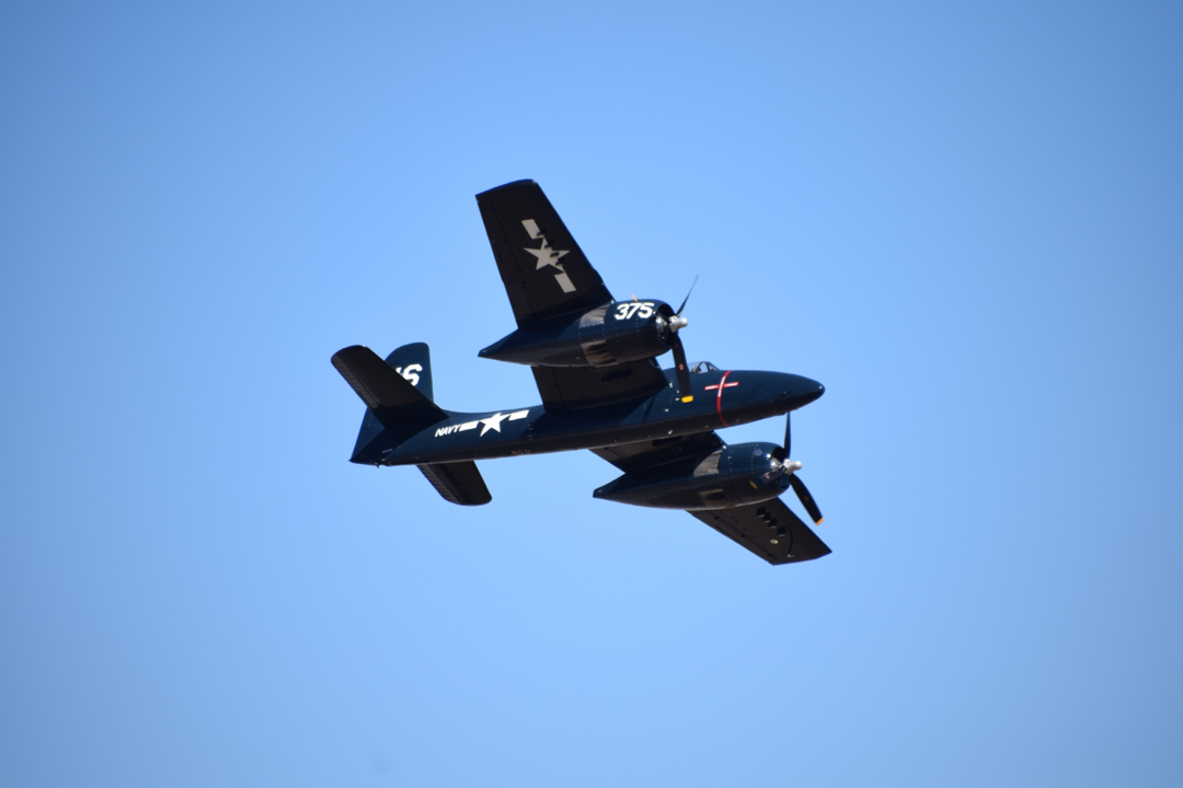 F7F