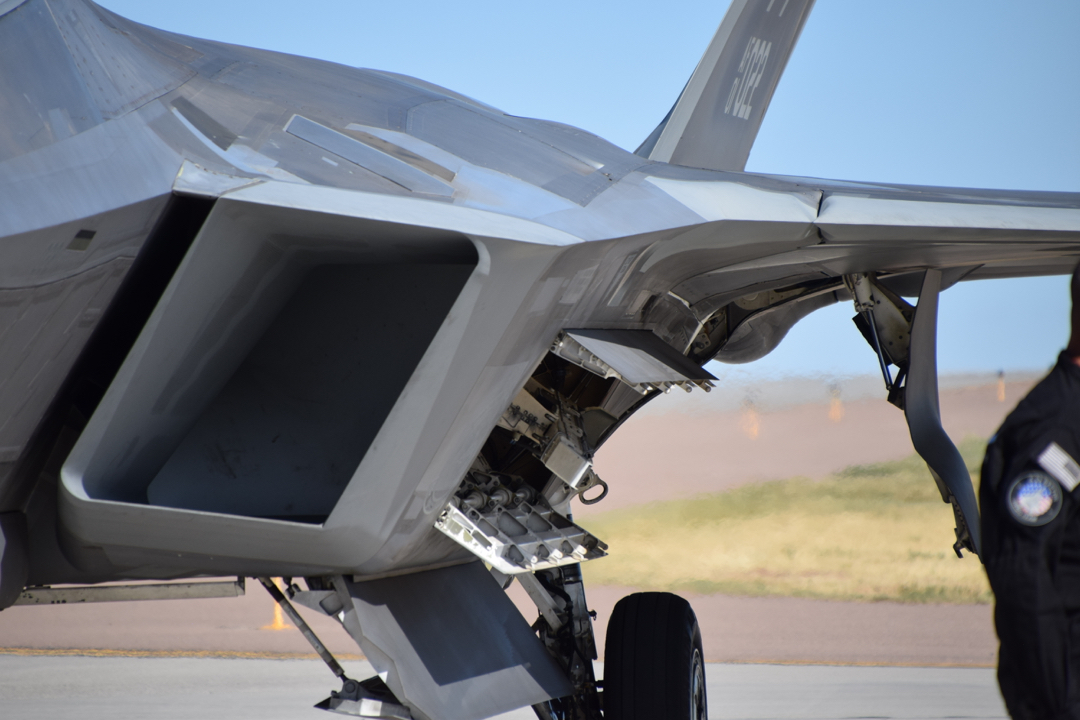 Open missile bay door