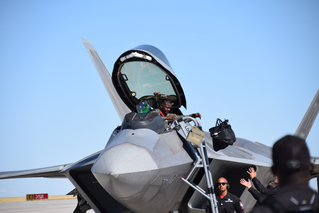 Pilot throws down his gear