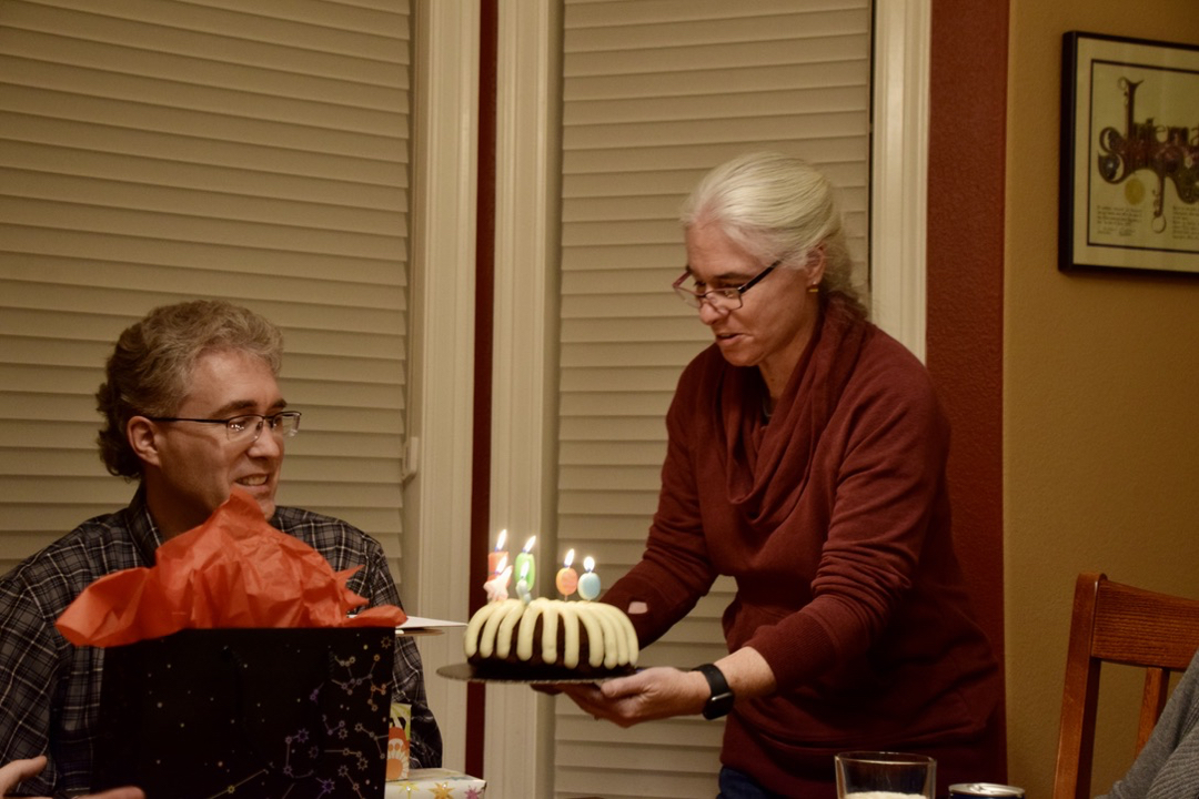 Cake presentation