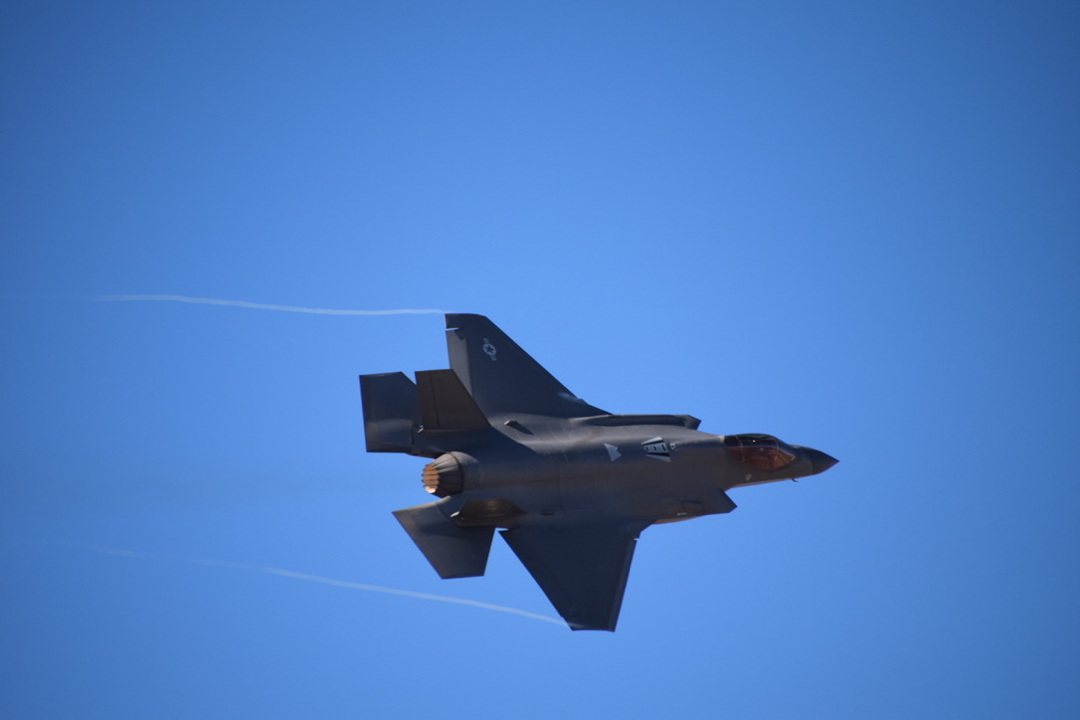 Amazing plane