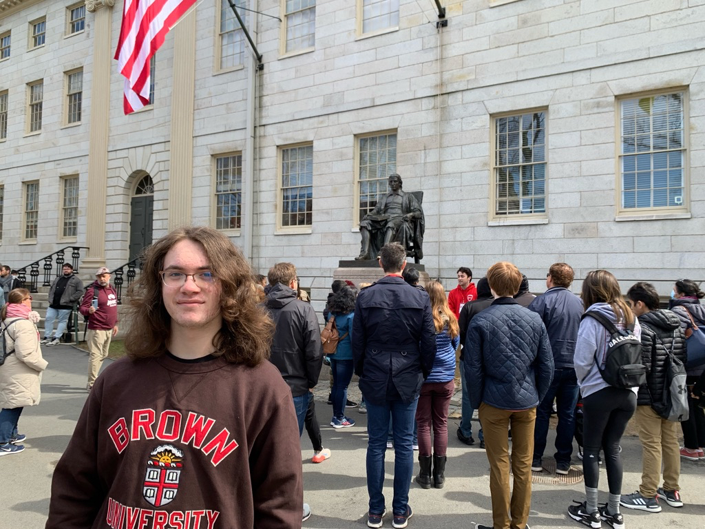 Trolling Harvard with his Brown sweatshirt