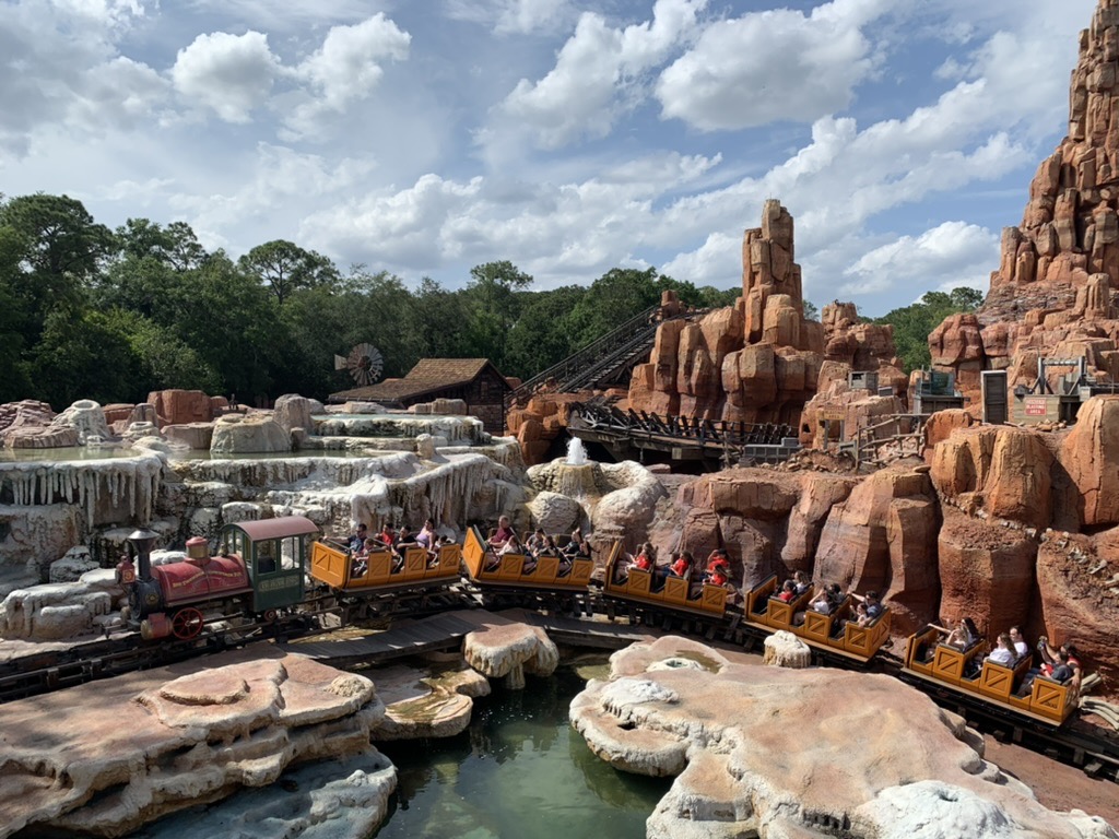 Thunder Mountain Railway, Disney World
