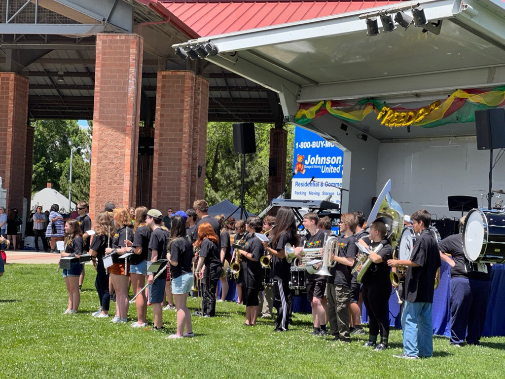 Hot day in black shirts