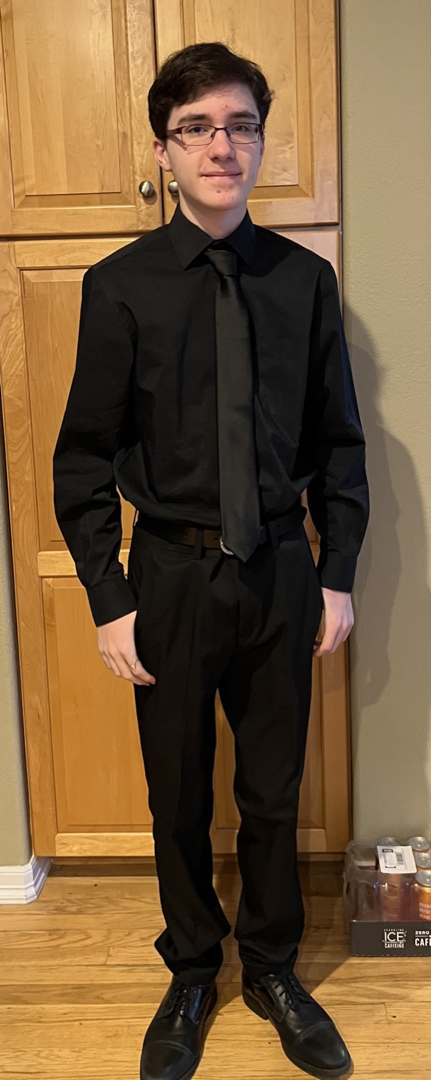 Ted looks stylish before a band festival