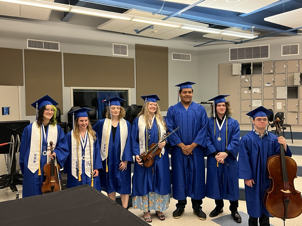 Graduates in orchestra