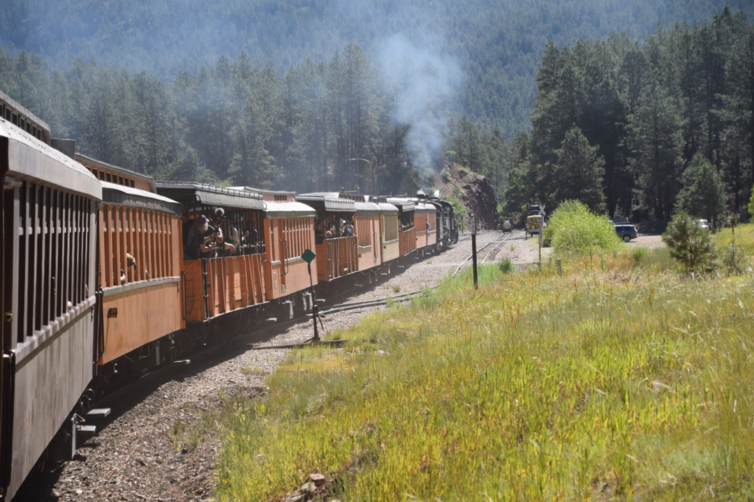 Heading into Rockwood Station to decouple the front engine