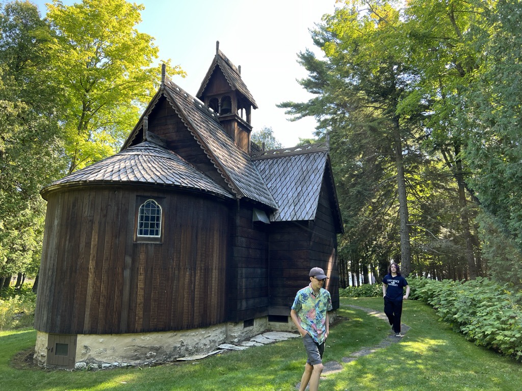 Round back side of the Chapel
