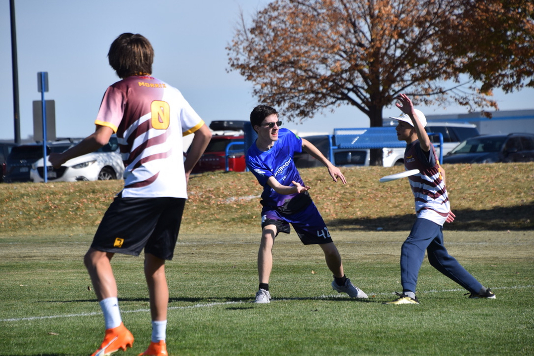 Underhand throw