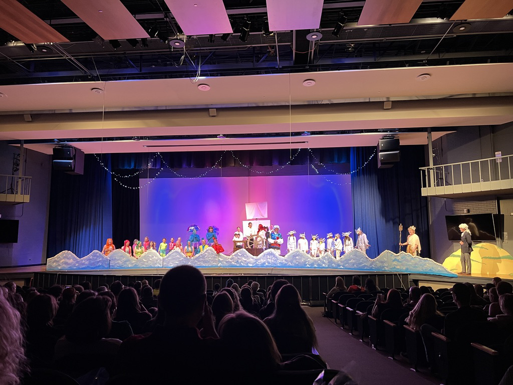 The Pit was amazing in this production!