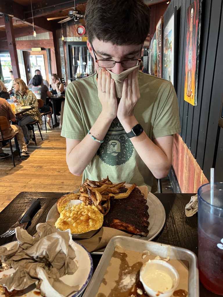 Yummy BBQ in Troy
