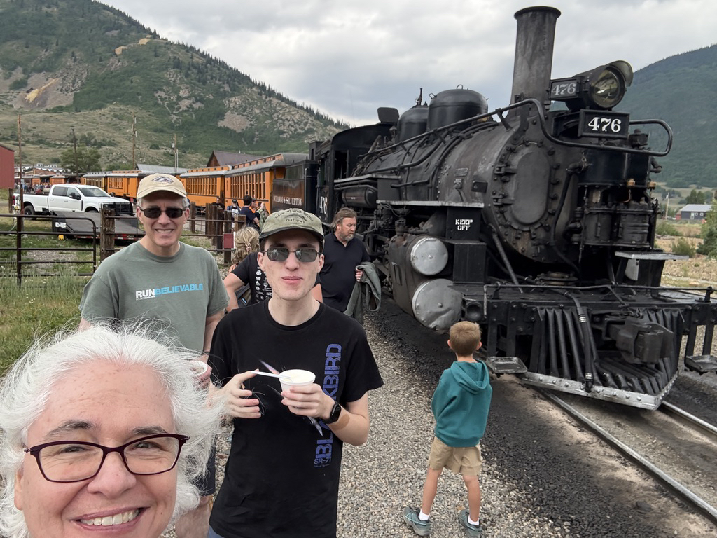 Ice cream by the train